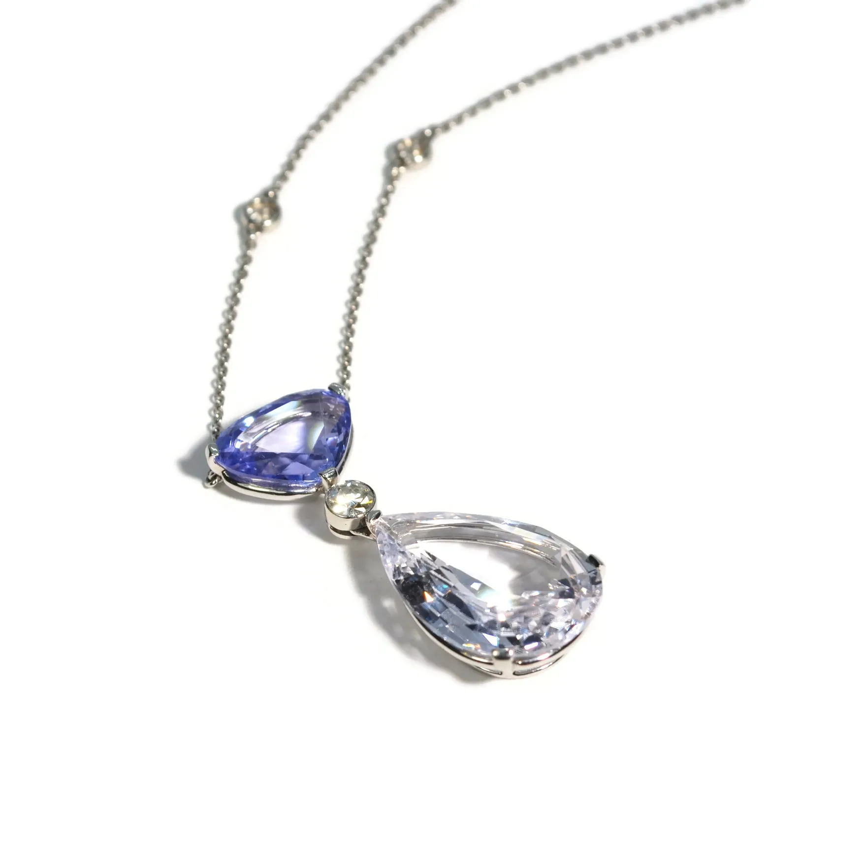 Eclat Jewels - Pendant Necklace with Blue Sapphire, White Sapphire and Diamonds, Platinum