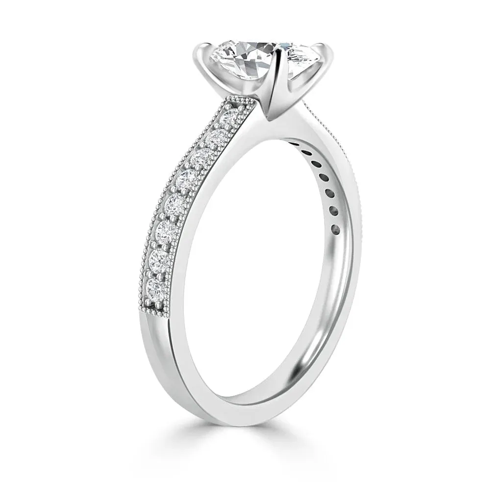 Emma - 18ct White Gold - Oval