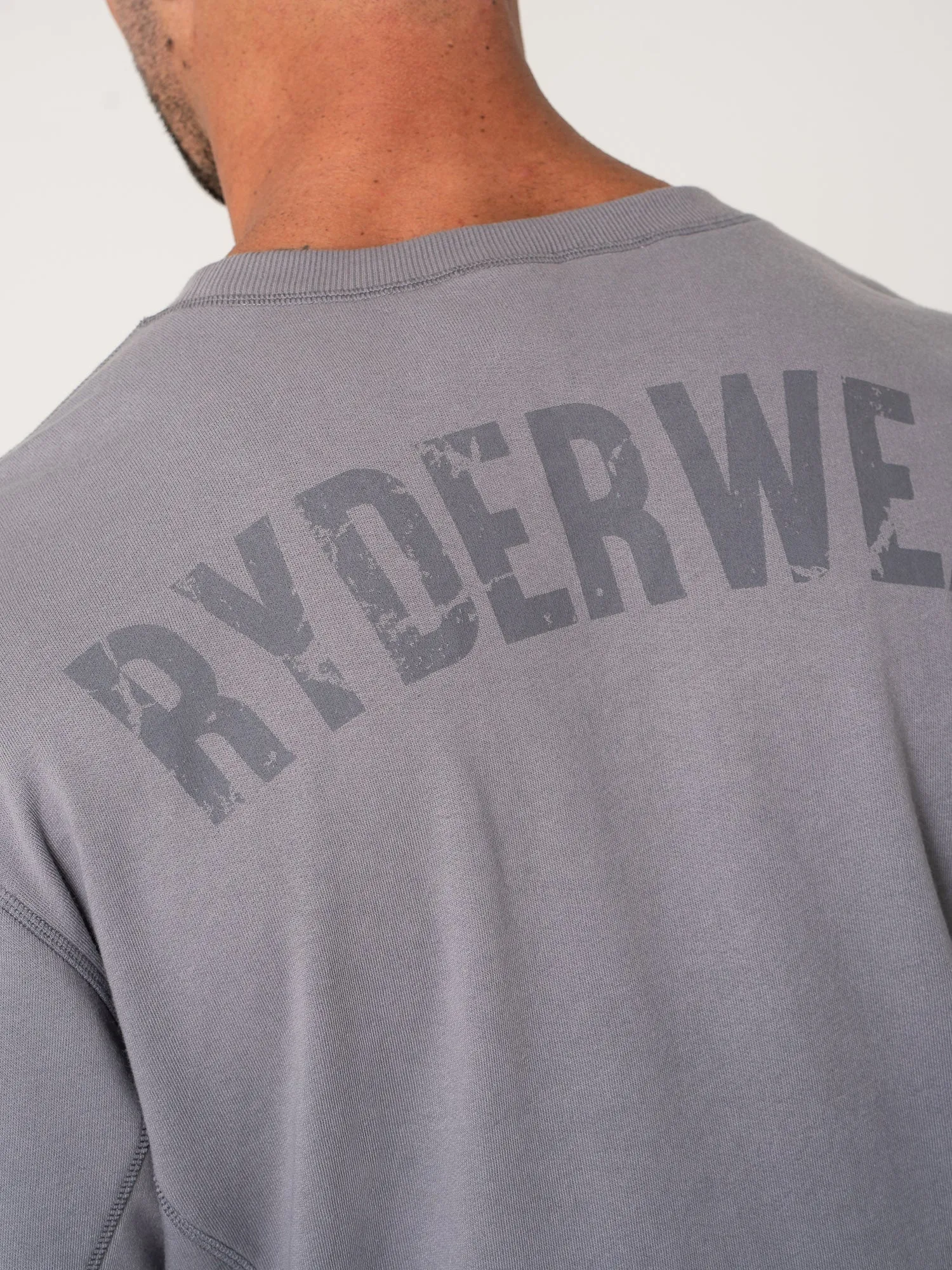 Force Crew Neck - Charcoal