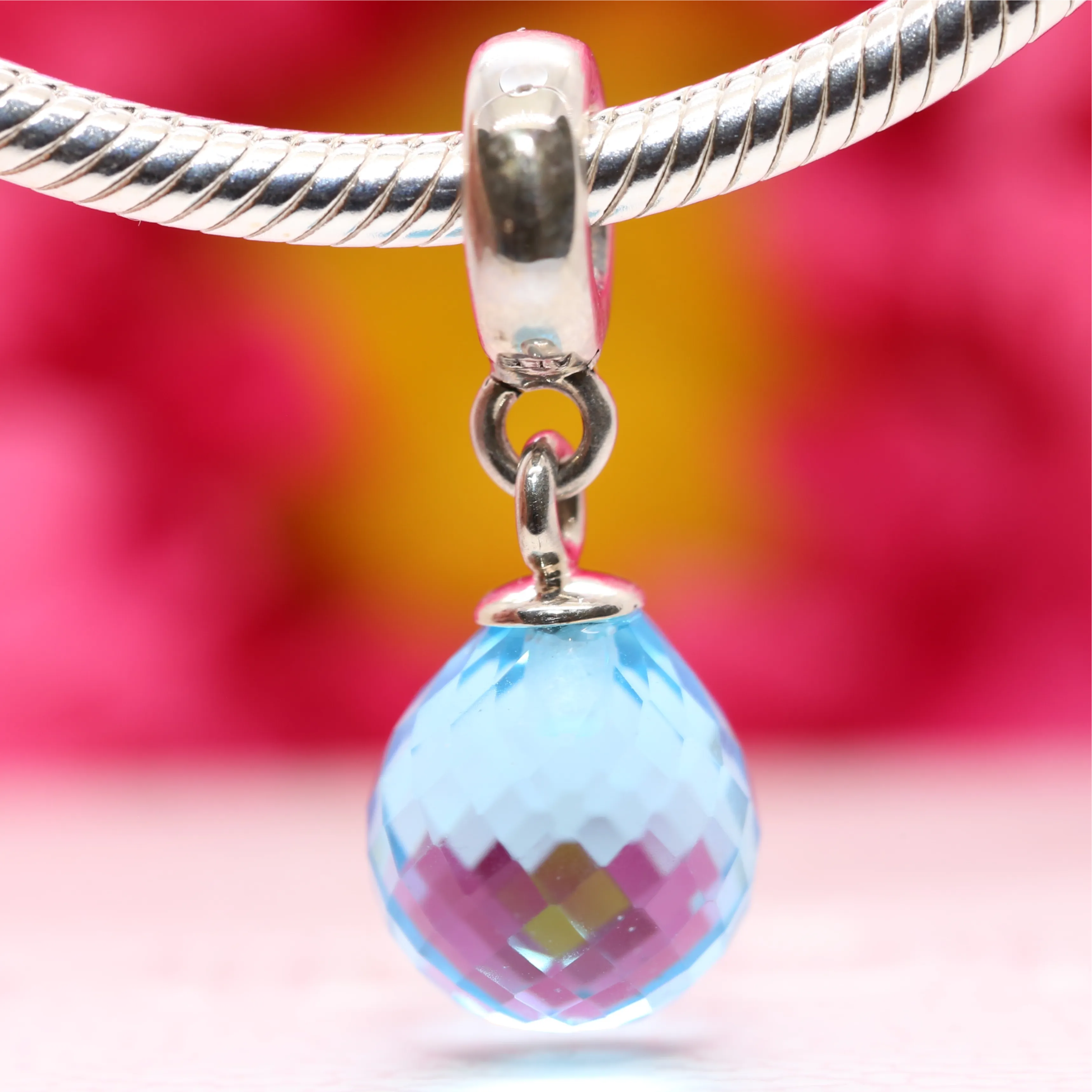 Ice Blue Fascinating Beauty Charm 791602CLB