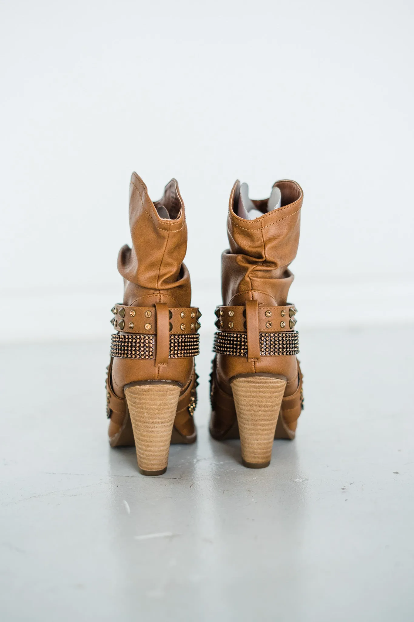 Short Change Booties in Tan