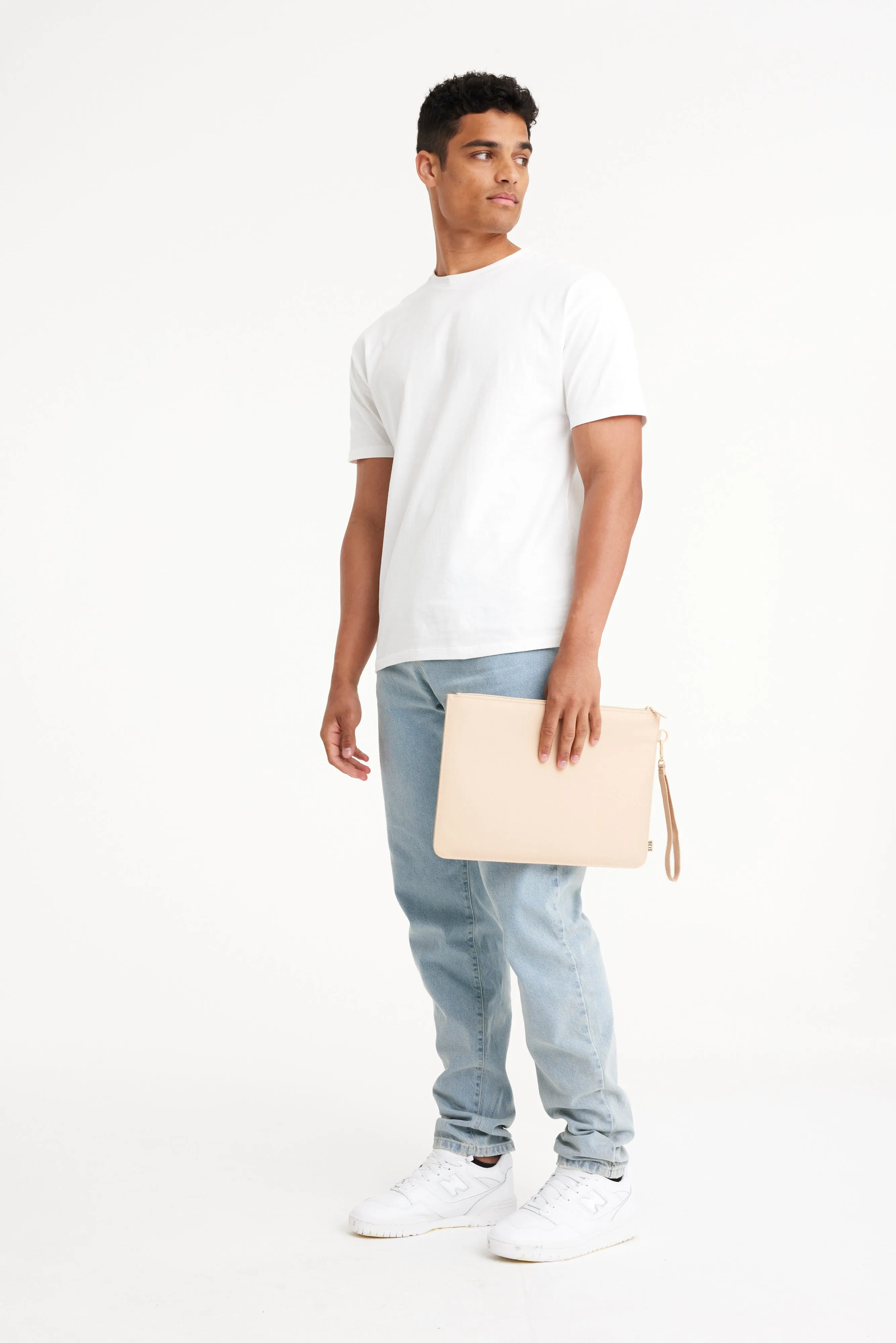 The BISics Laptop Pouch in Beige